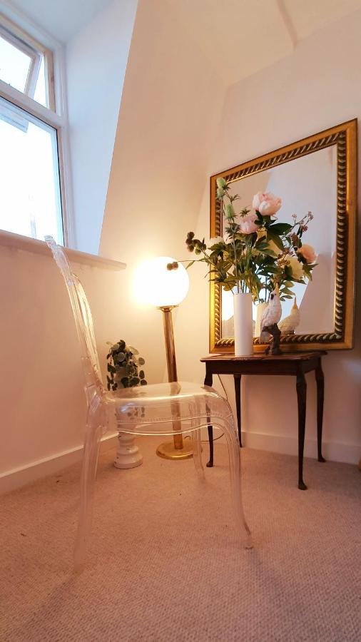Elegant 5 Bed 4 Bath 'Vogue House' Parisian Style Home Margate Eksteriør bilde